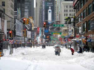 winter-snow-storm-new-york-city-times-square-snow
